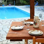 Vila Nefeli *